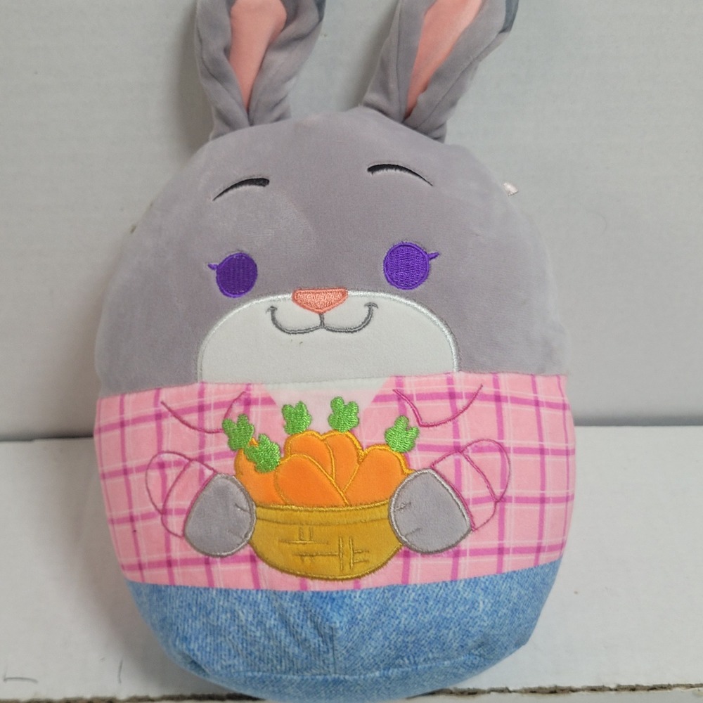 Disney Zootopia Judy Hopps Squishmallows 10 inch Bunny Rabbit Carrots